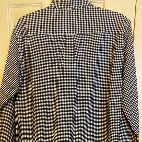 Men's GAP Navy Checkered Button Down Shirt - Picture 6 of 16